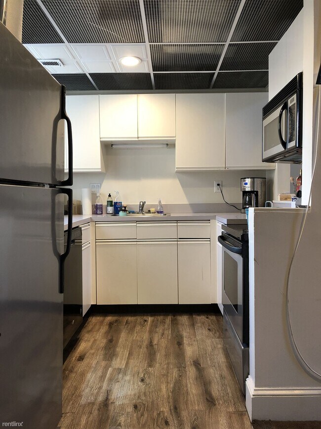 Building Photo - 3 br, 2 bath Apartment - 1722 Wallace Street
