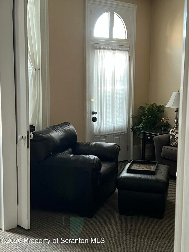 Foto del edificio - 18 E Tioga St