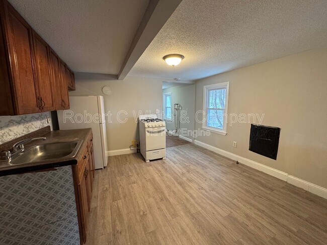 Foto del edificio - 219 Park St