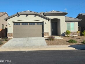 Building Photo - 16924 W Echo Ln