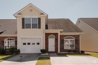 Building Photo - 320 Hogan Way