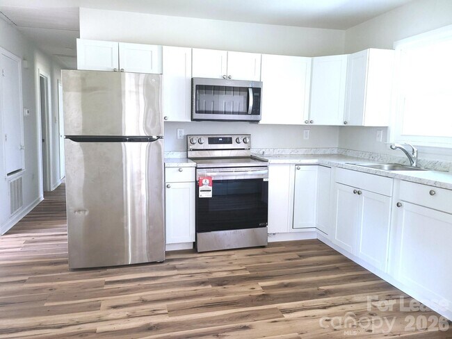 Foto del edificio - 711 E John St