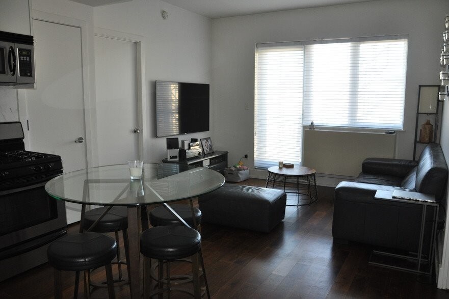 100 Maspeth Ave, Brooklyn, NY 11211 Condo for Rent in Brooklyn, NY