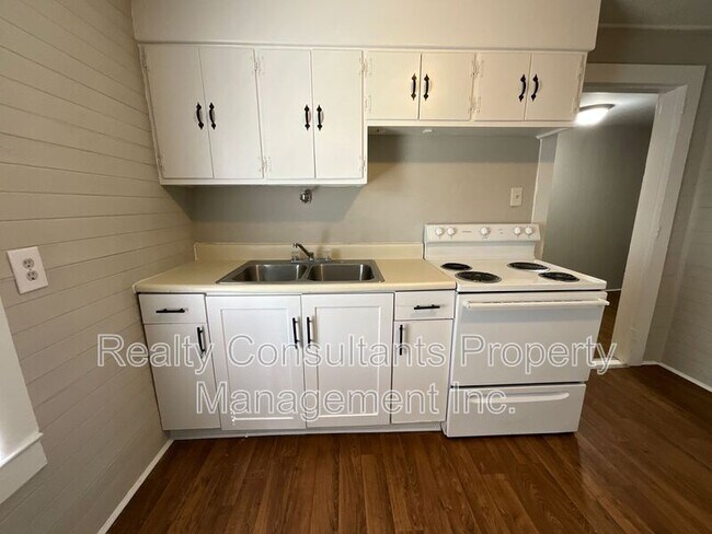 Building Photo - 3115 Utah Pl
