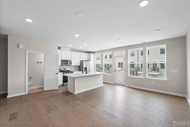 Building Photo - 206 Lyla Ln
