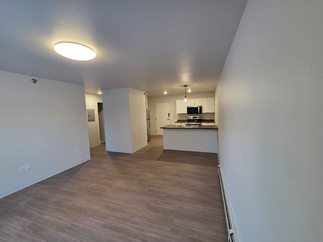 Foto del edificio - 211 1st Ave NW