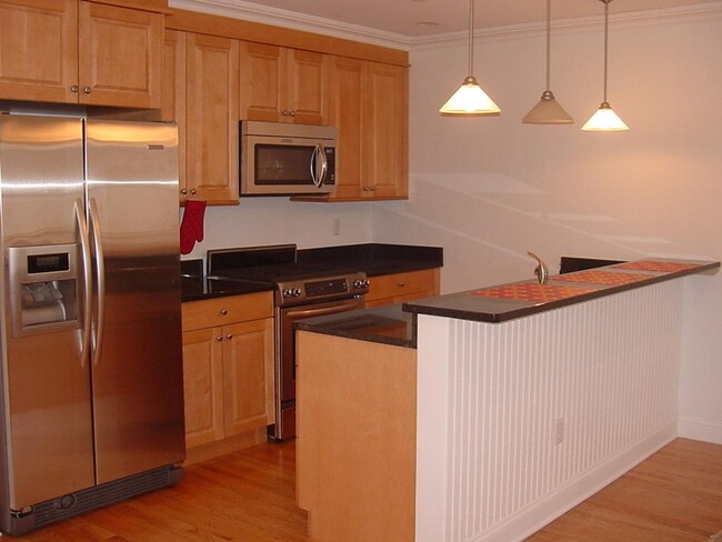 Foto del edificio - 304-306 Centennial Ave