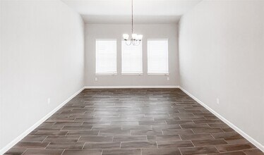 Building Photo - 2514 Chestnut Oak Cir