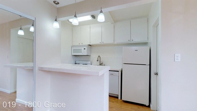Foto del interior - 1800 Grace Ave