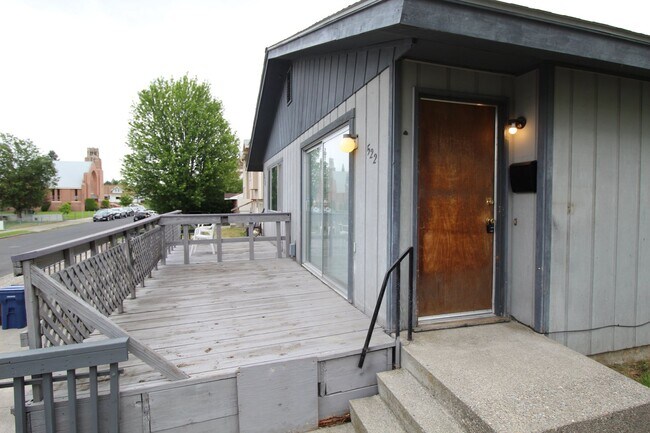 Foto del edificio - 522 E Providence Ave