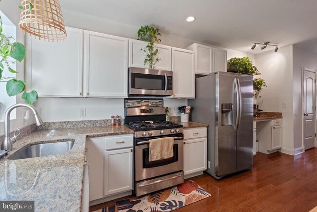 Foto del edificio - 431 S Robinson St