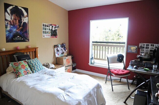 Foto del edificio - 3151 N Shadowbrook Ln