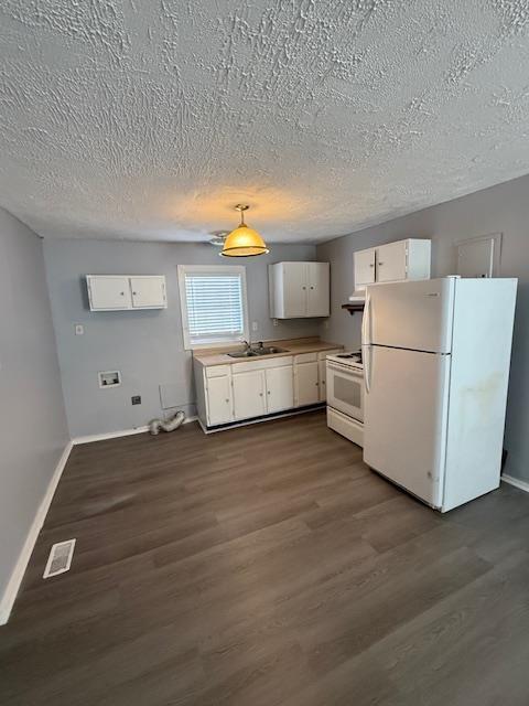 Foto del edificio - 103 Cloverdale Ct