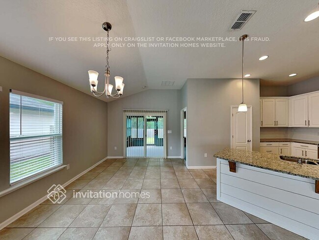 Building Photo - 168 Colorado Springs Way