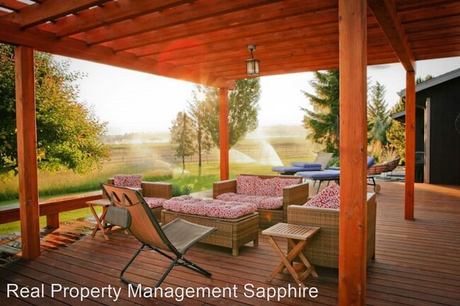 Building Photo - 4661 Torrey Ln