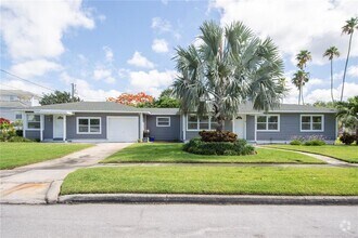 Building Photo - 3200 DE BAZAN Ave