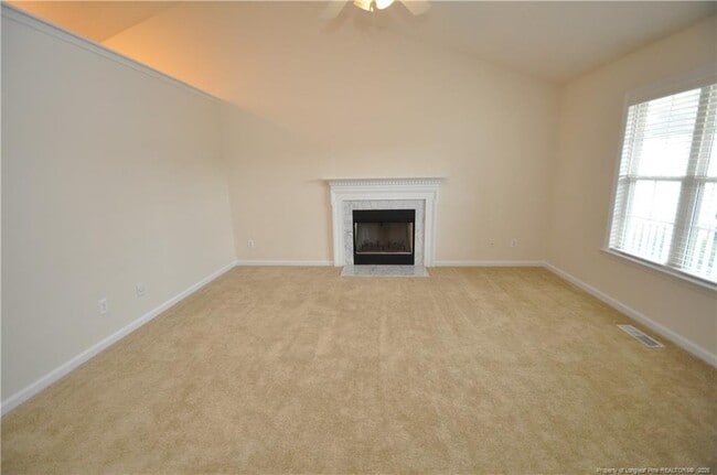 Building Photo - 701 Kavkaz St