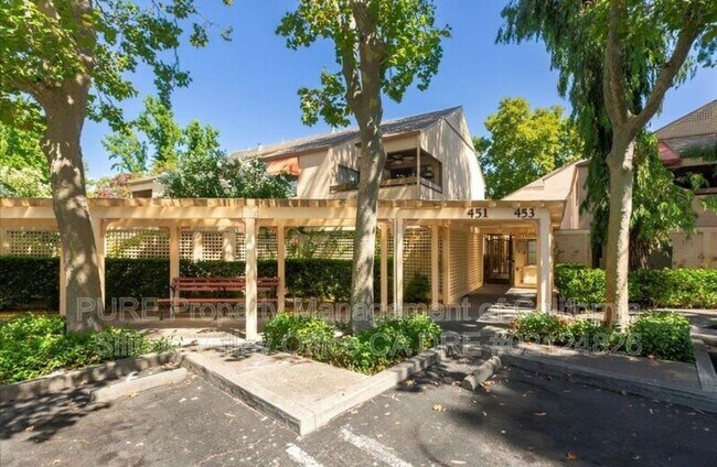 Photo - 451 Alberto Way Apartment