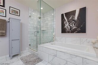 Building Photo - 4471 Dean Martin Dr