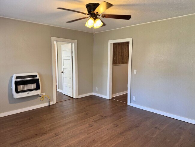 Foto del edificio - Quiet, 2 Bed 1 Bath Home In Burkburnett
