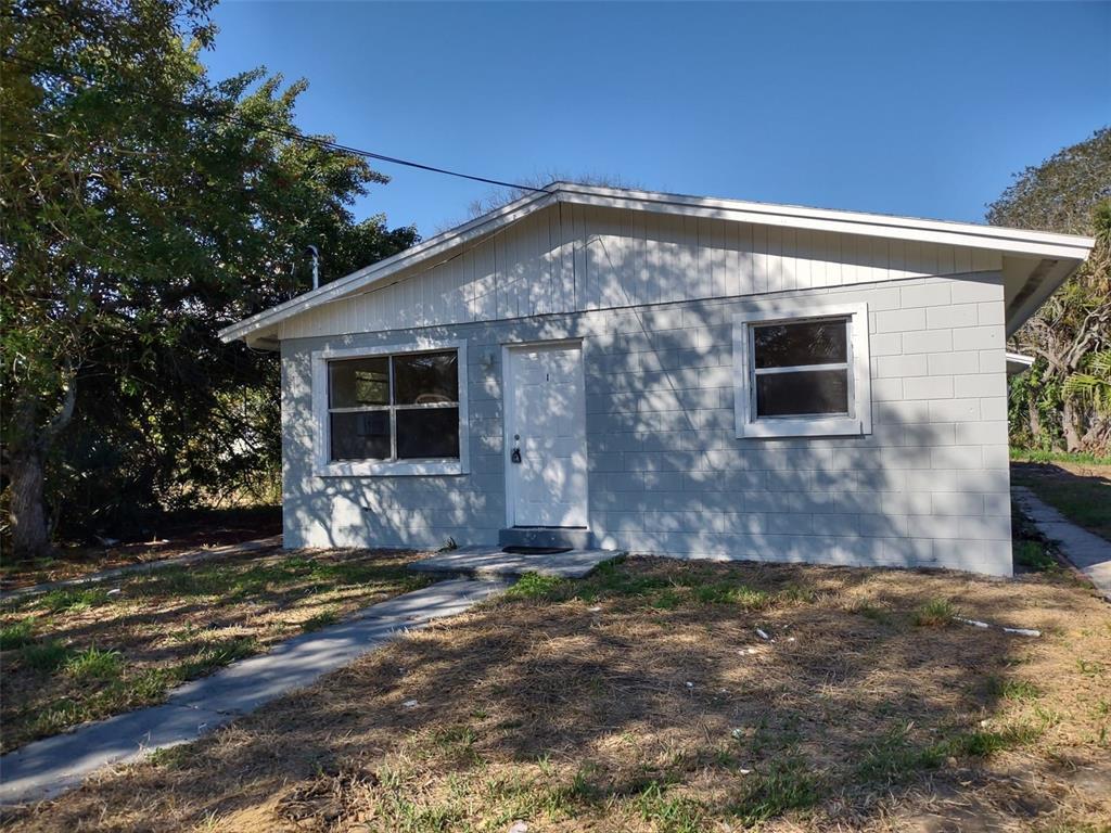 Primary Photo - 157 E Northside Dr