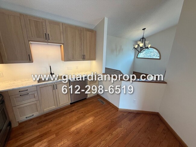 Building Photo - Shoreview House Available Now, Updated Kitchen & Baths, Open Floor Plan, Family Room, Mounds View...