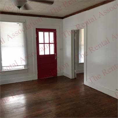 Building Photo - 214 S Bonner St