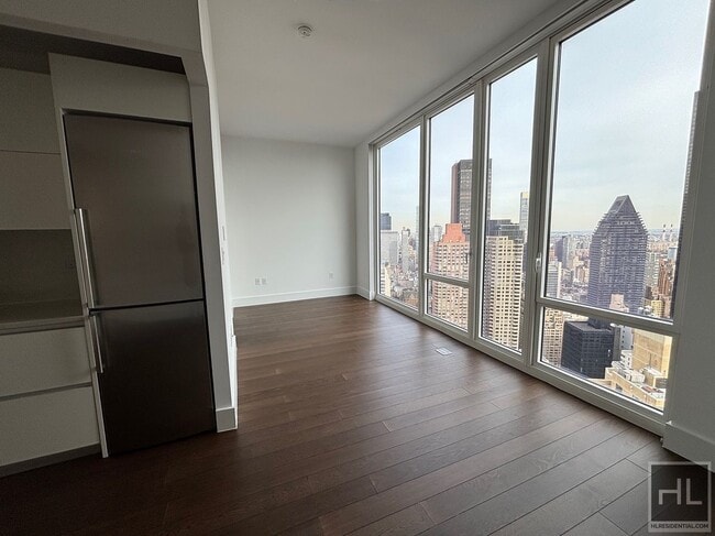 Building Photo - East 44th Street