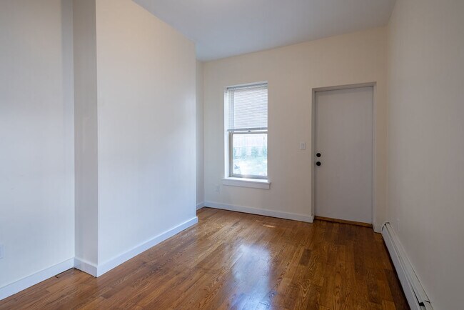 Foto del edificio - 363 Liberty St