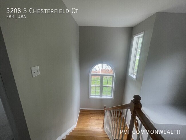 Building Photo - 3208 S Chesterfield Ct