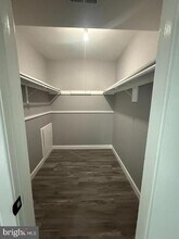 Building Photo - 6029 Majors Ln