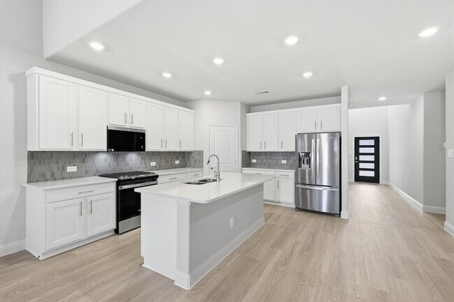 Foto del edificio - 2102 Windy Trl