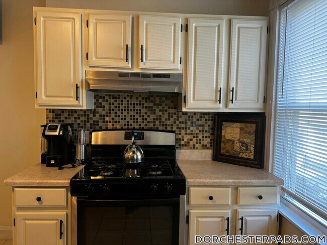 Foto del edificio - 32 Kingsdale St