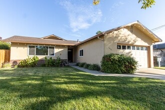 Building Photo - 1401 Rosemead Ct