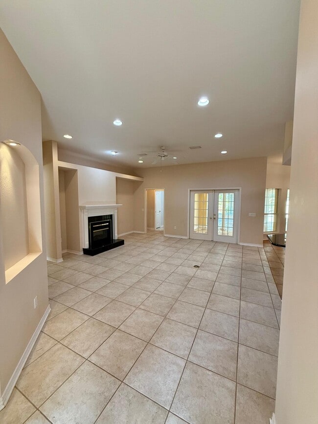 Building Photo - 7530 Treasure St