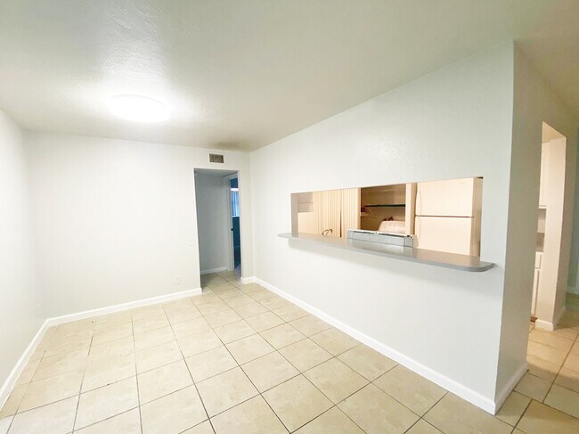 Building Photo - 4501 Treehouse Ln