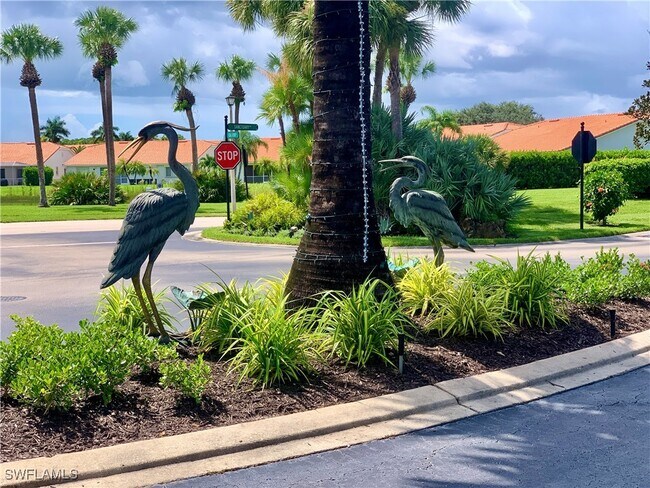 Foto del edificio - 7811 Regal Heron Cir