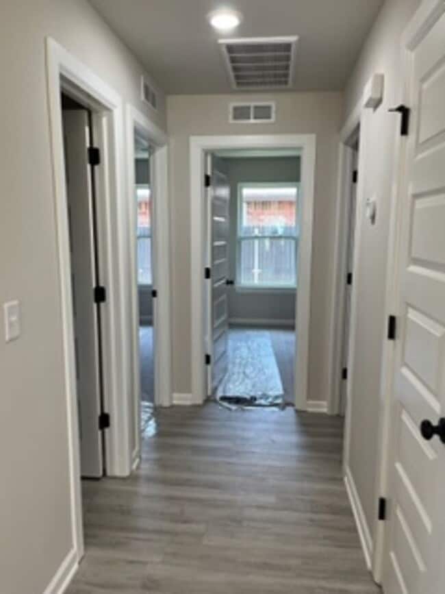 Building Photo - Beautiful New Home!