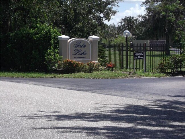 Foto del edificio - 4016 Oakview Dr