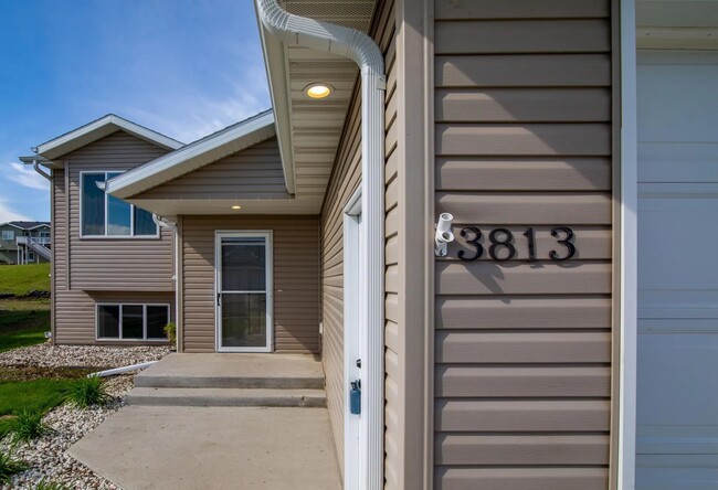 Building Photo - 3813 Amari Lp