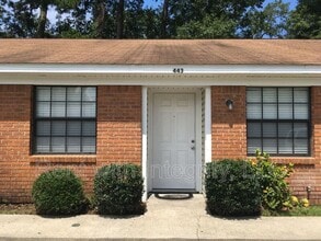 Building Photo - 443 Cactus St