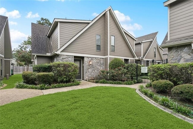 Building Photo - 500 Aries Dr