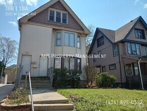 Building Photo - 3321 W Juneau Ave