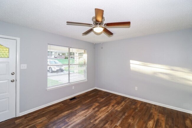 Building Photo - 7908 Buckskin Drive