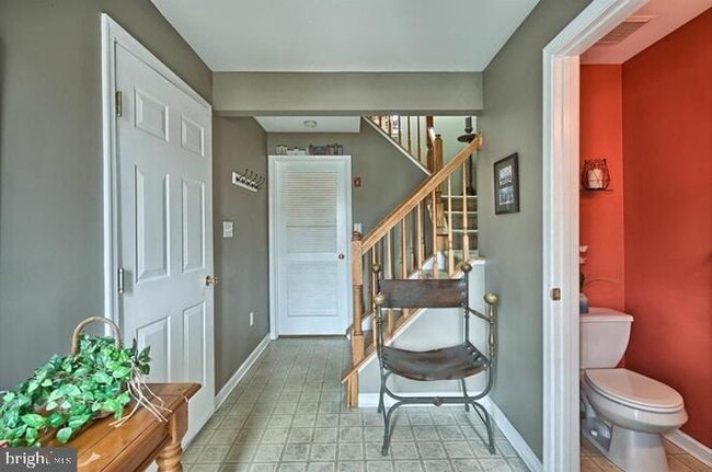 Building Photo - 509 Fox Trail
