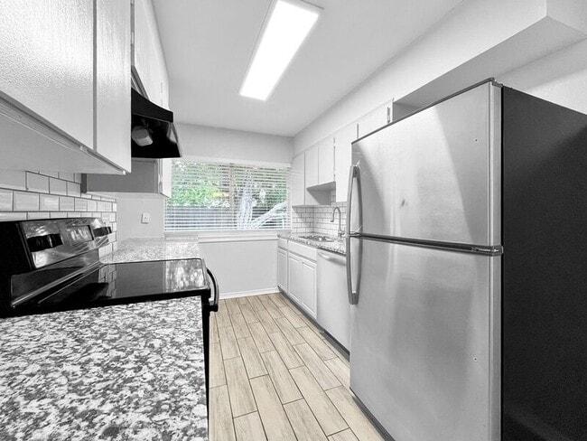 Building Photo - 1509 Quail Dr