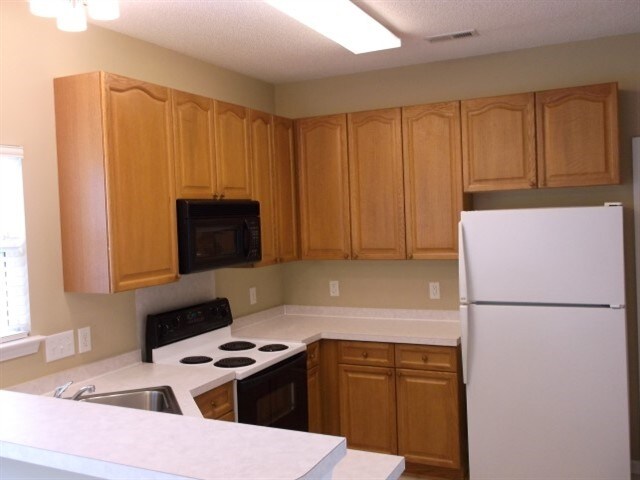 Foto del edificio - 3777 Sedgewick St SW
