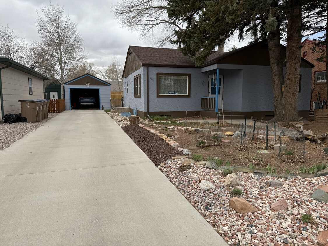 front - 420 S 19th St