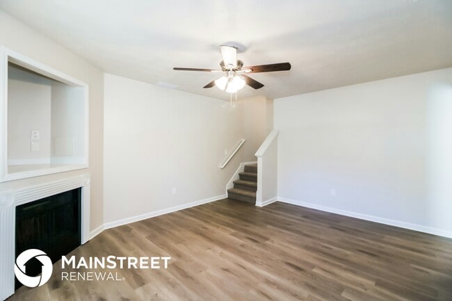 Building Photo - 6307 Avery St SW