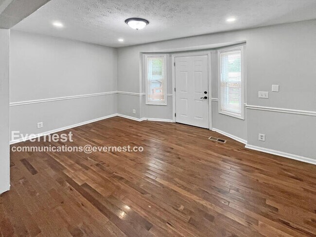 Foto del edificio - 508 Highland Dr